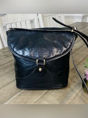 OROTON Australia BLACK LEATHER LOGO Flap Over CROSSBODY SHOULDER BAG BUCKET